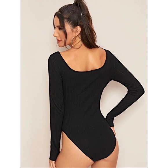 Black scoop neck bodysuit NWT - Picture 3 of 3